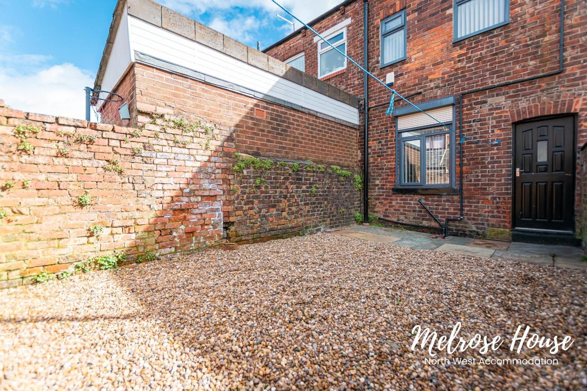 Manchester Work Stays 2Br Home With Parking & Wifi Экстерьер фото