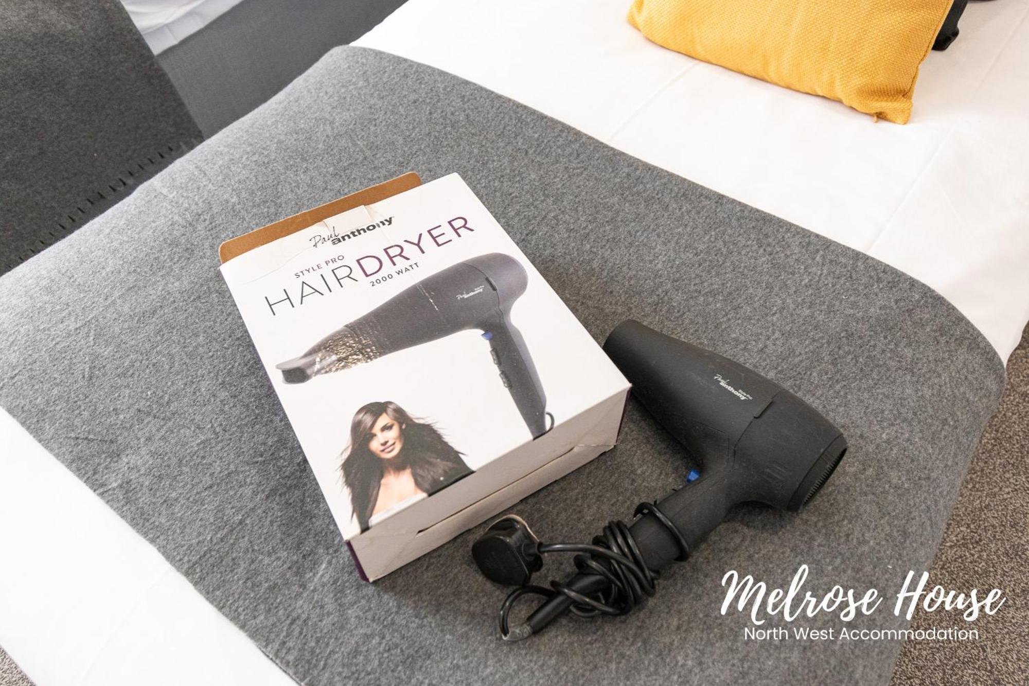Manchester Work Stays 2Br Home With Parking & Wifi Экстерьер фото