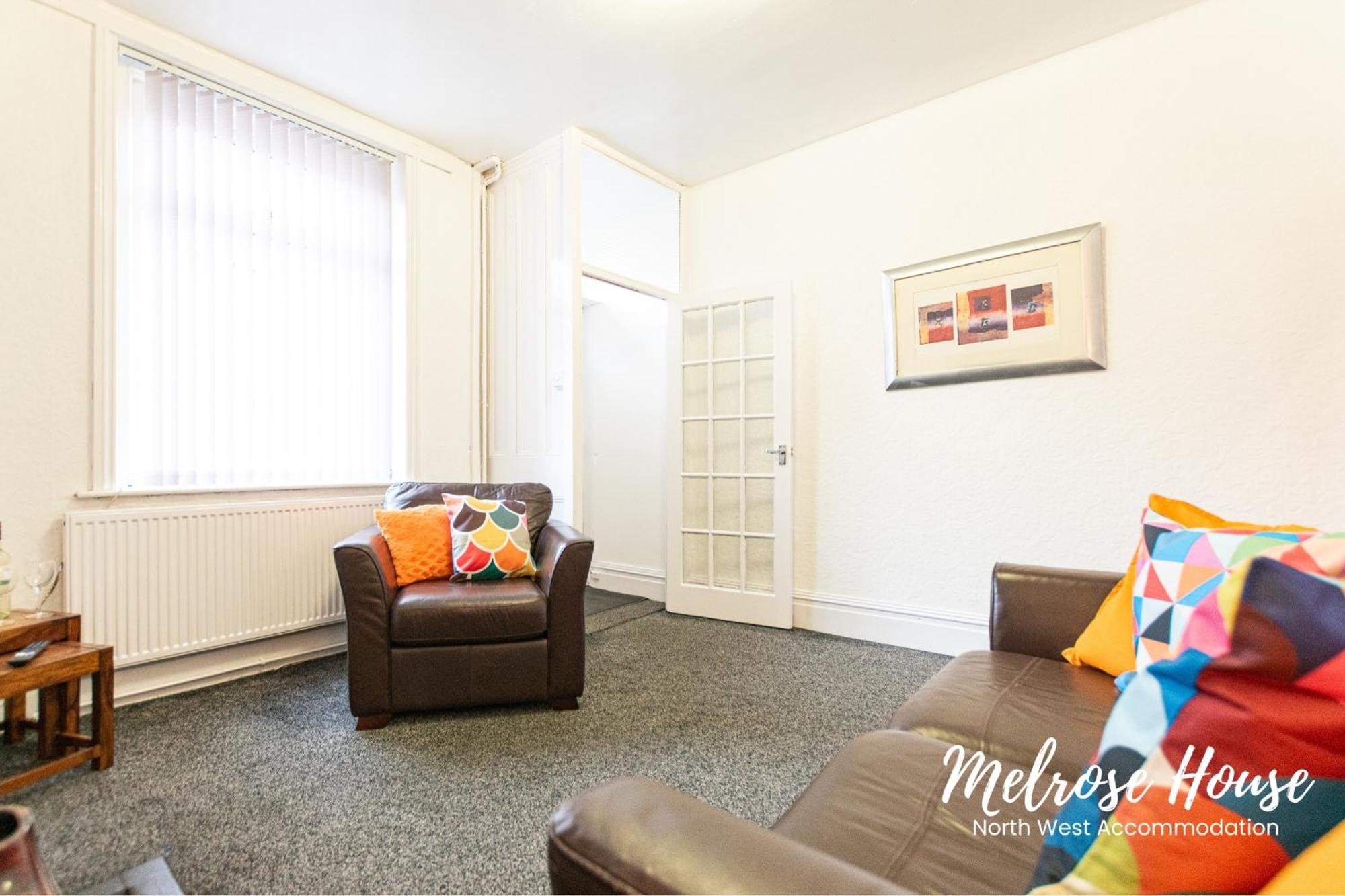 Manchester Work Stays 2Br Home With Parking & Wifi Экстерьер фото