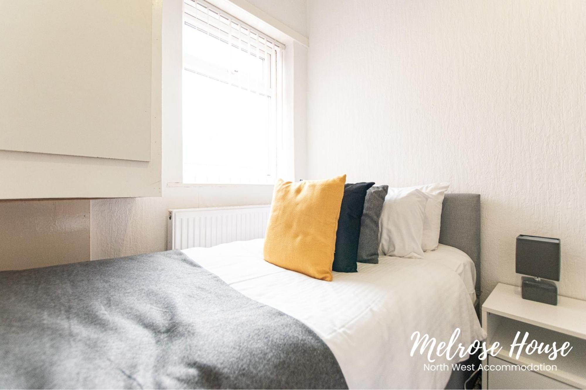 Manchester Work Stays 2Br Home With Parking & Wifi Экстерьер фото